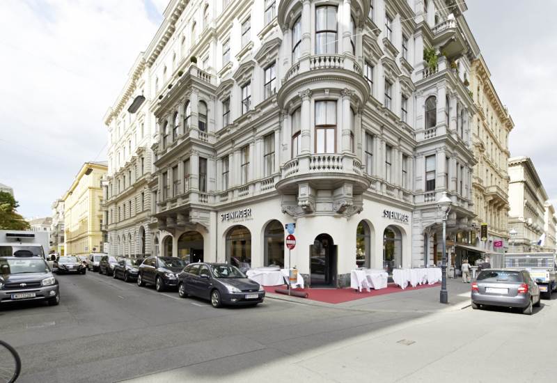 New Steininger Designers showroom in Wien