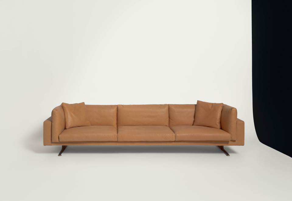 Living divani deals floyd hi sofa